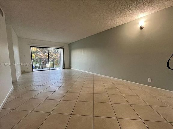 4th image of 11453 NW 39th Ct #2102