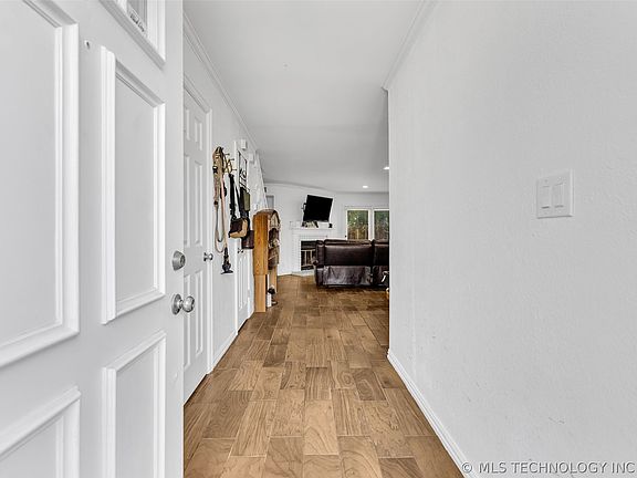 5th image of 6213 S Yorktown Ave #47