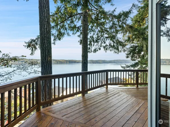5841 NE North Shore Road, Belfair, WA 98528