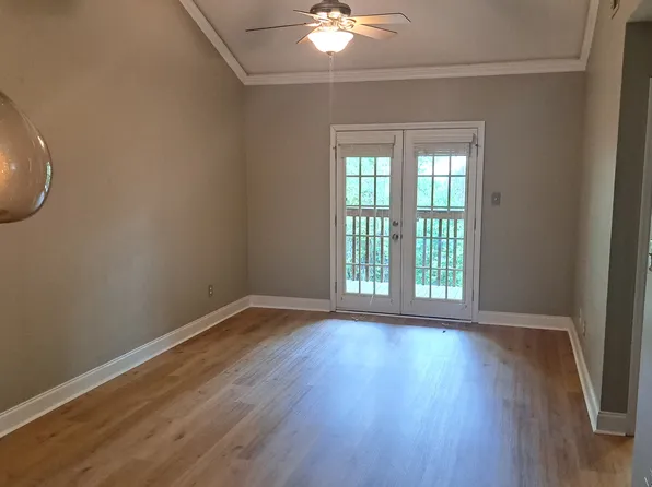 1055 Baxter St APT 303, Athens, GA 30606