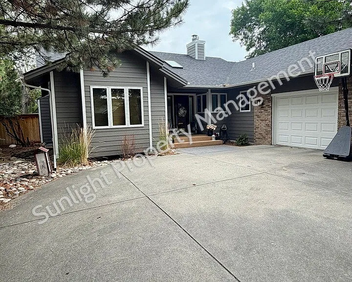 2940 Rimrock Rd #2 — Photo 3