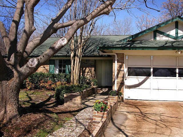 1st image of 3745 Edgemont Dr