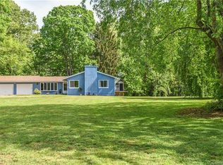 22 Pinnacle View Rd, Asheville, NC 28803