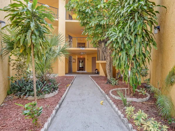 4364 NW 9th Avenue #16-3d, Deerfield Beach, FL 33064