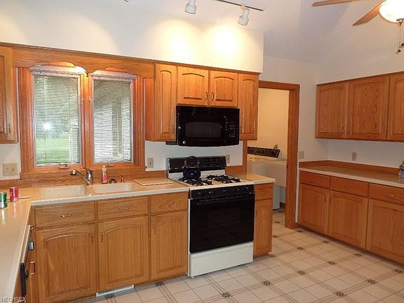 5th image of 106 Chippewa Ct
