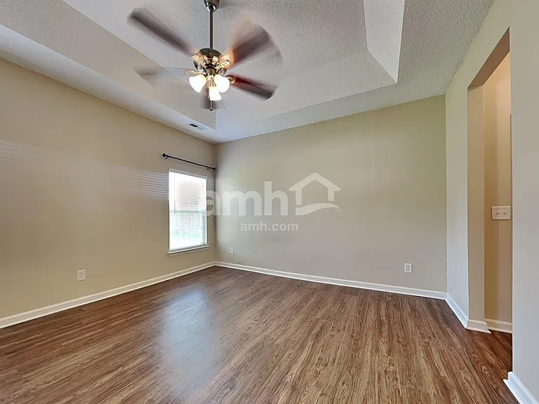 109 Cannonsmill Ln — Photo 6