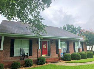 3919 Sweetwater Dr, Valdosta, GA 31602