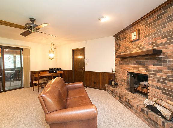4th image of 1515 Mayflower Dr