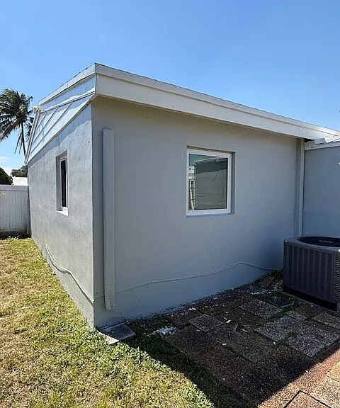 6911 SW 12th St — Photo 15