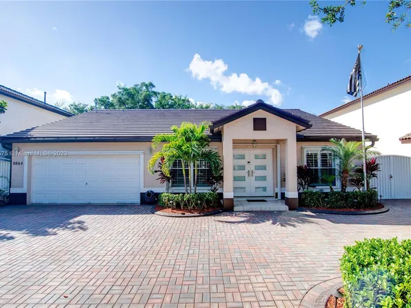 8864 NW 189th Ter, Hialeah, FL 33018