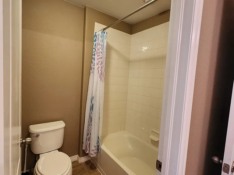8314 Grasslands Way — Photo 75