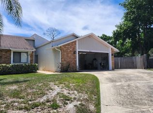 1076 Sweet Tree Ct, Apopka, FL 32712
