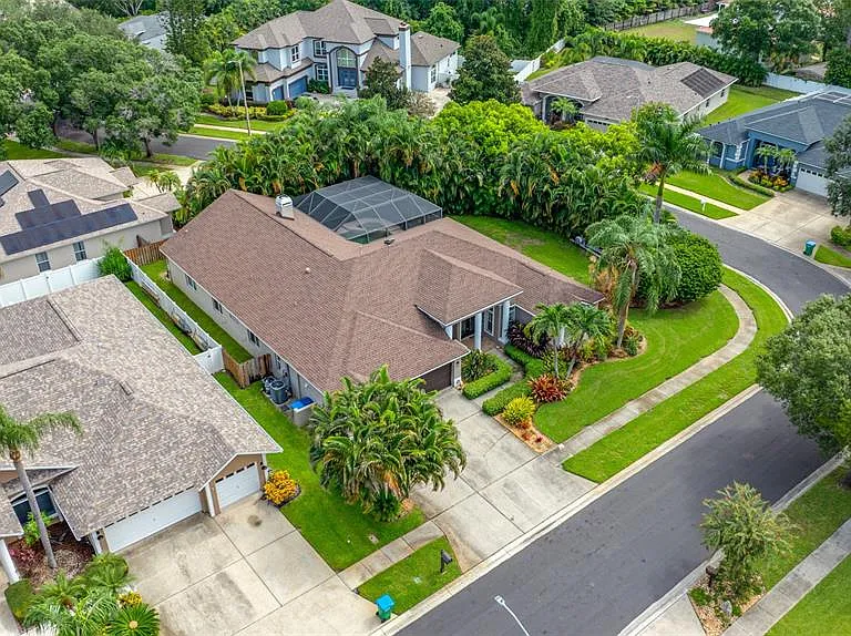 10675 Park Place Dr — Photo 50