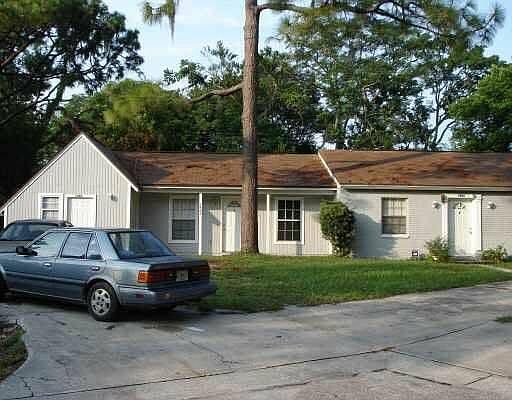 1st image of 1403 College Park Ct