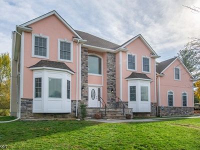 13 Pinewood Ln, Washington, NJ, 07882