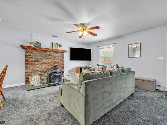 3rd image of 3 Midland Rd