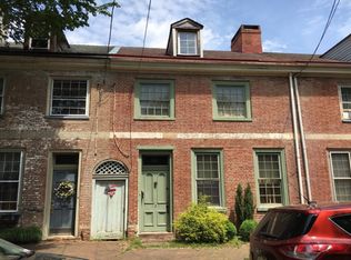 121 E Union St, Burlington, NJ 08016
