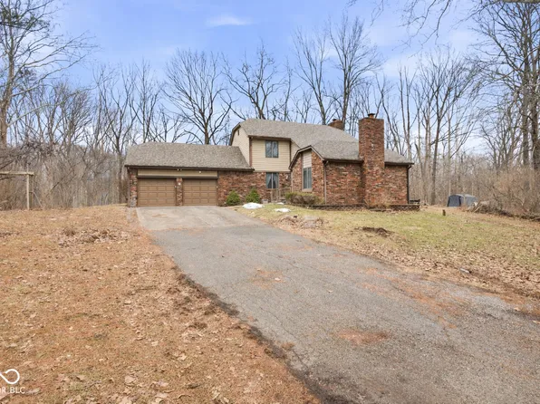 6796 E Woodland Ct, Mooresville, IN 46158