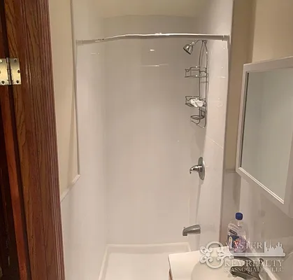 Rented by Master Key Realty And Associates LLC | media 19