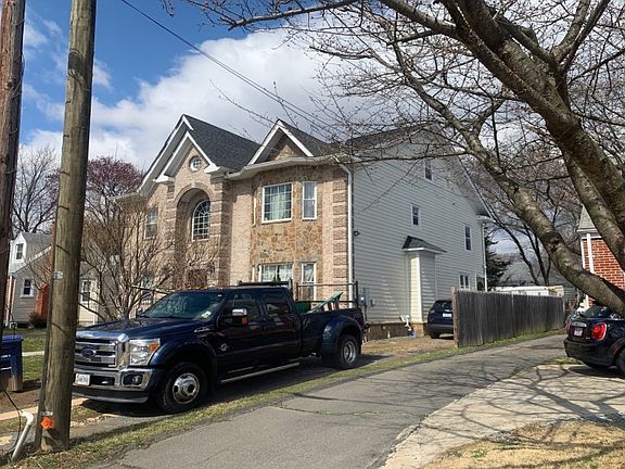 2nd image of 6706 Farragut Ave