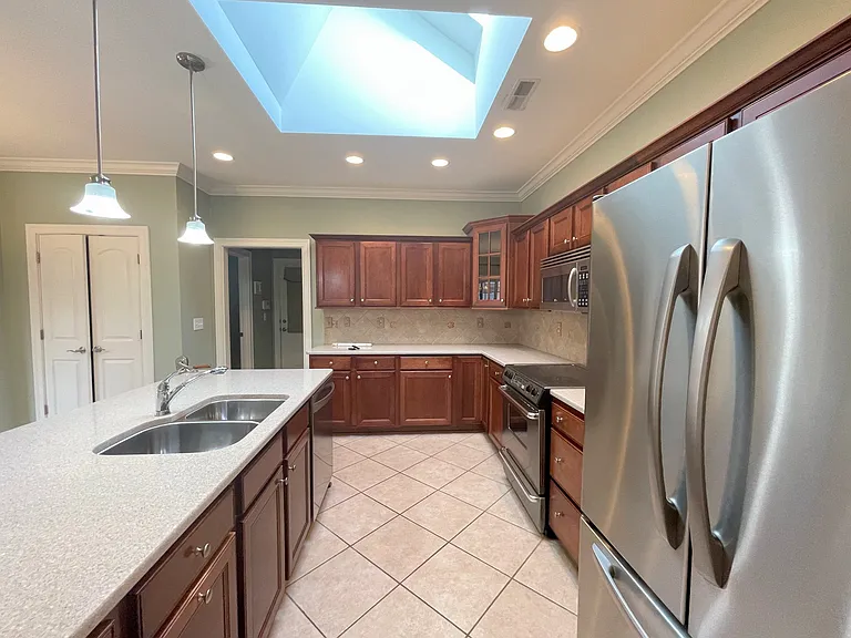 28 Belmont Pl — Photo 22