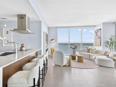 495 Brickell Ave APT 3901, Miami, FL, 33131