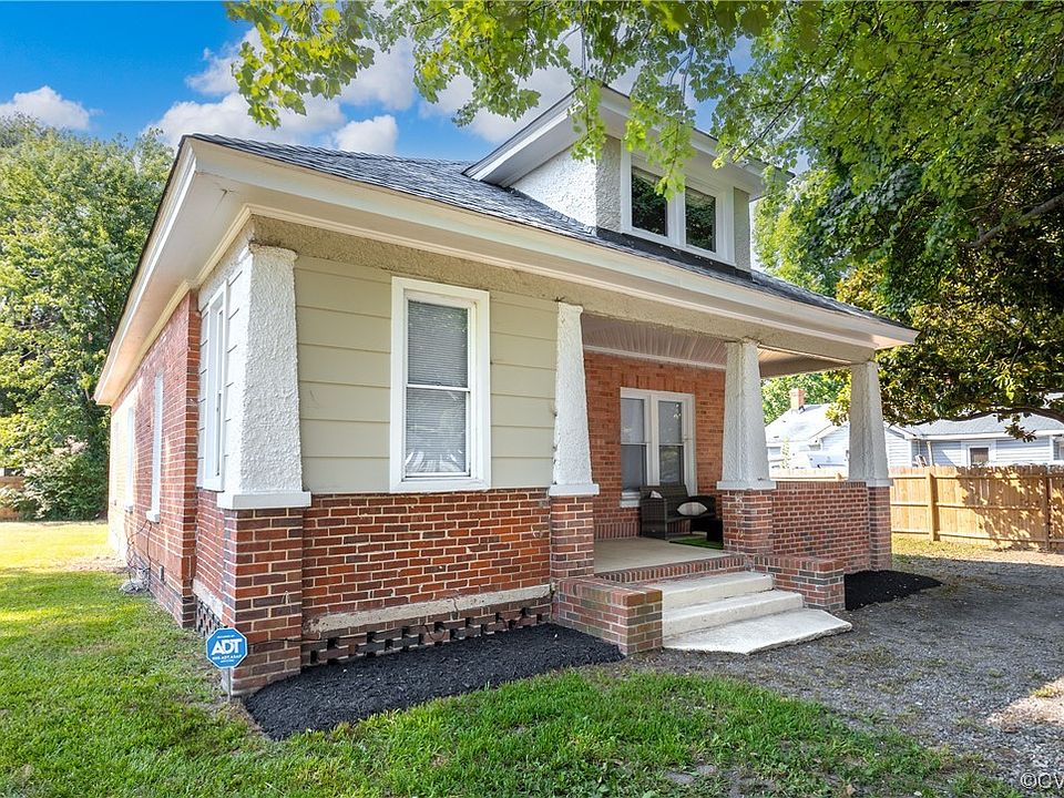 1st image of 2609 Poplar St