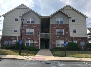1211 Piedmont Cir, Saint Peters, MO 63304