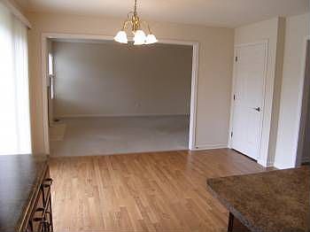 4th image of 2292 Crest Haven Blvd