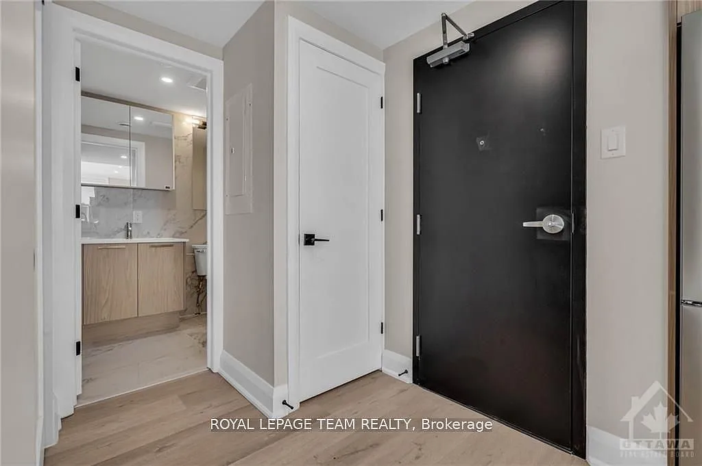 2 bed, $2,795 — Photo 2