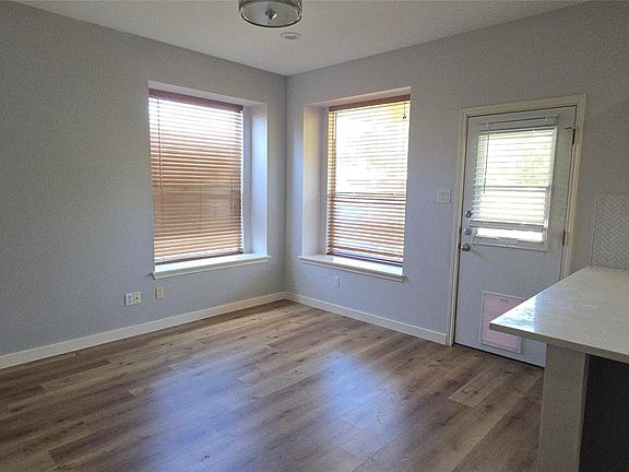 5th image of 4304 Stone Oak Pl