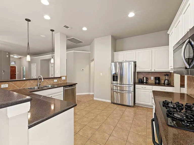 9424 Morgan Creek Dr — Photo 10
