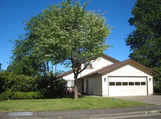 1994 Shiloh St, Eugene, OR 97401