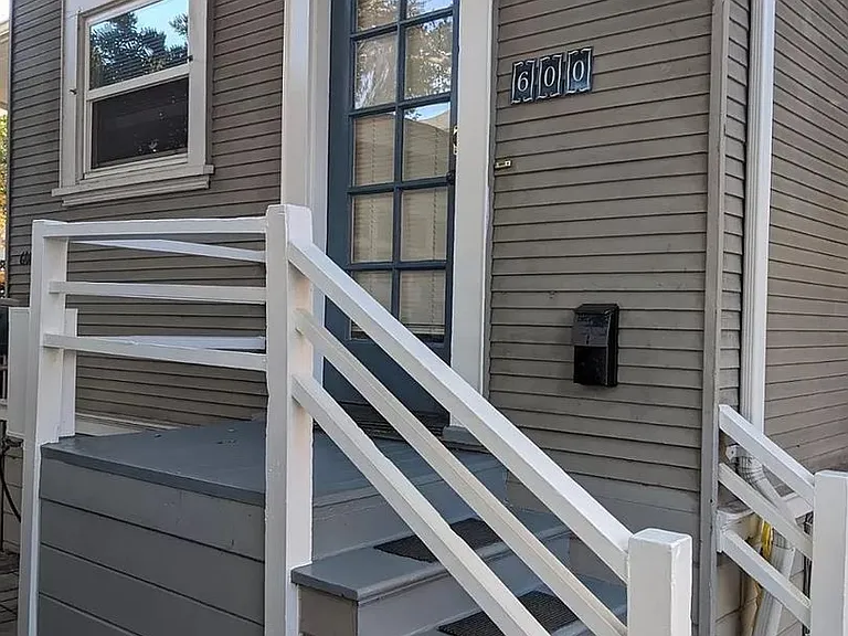600 Hamilton Ave — Photo 1