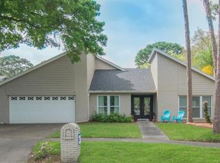 4504 Pine Hollow Dr, Tampa, FL 33624