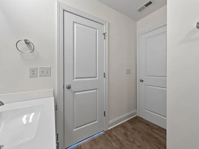 6820 Milligan Way — Photo 15