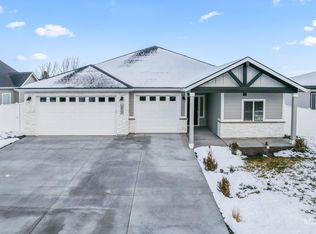 3819 Palisade Ave, Caldwell, ID 83605