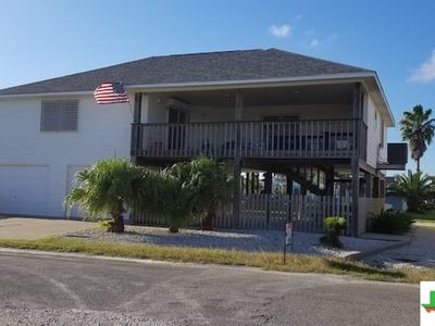 112 W Commerce St, Port O Connor, TX, 77982