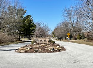 26208 S Victoria Ln, Crete, IL 60417
