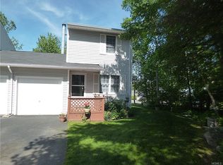 55 Krier Ln, Kiamesha Lake, NY 12751