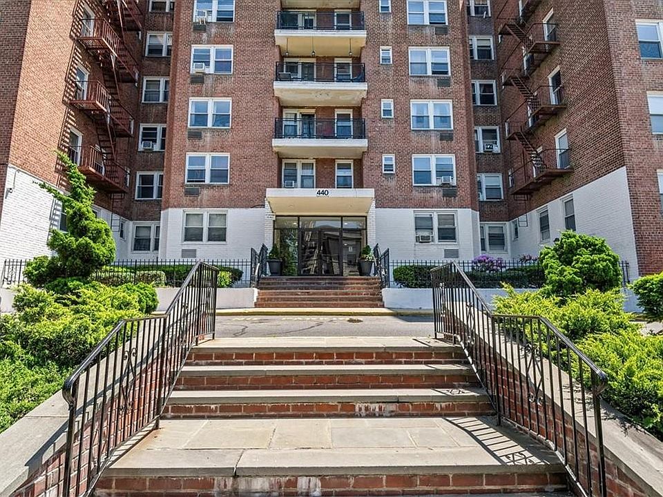 1st image of 440 Warburton Avenue #4k