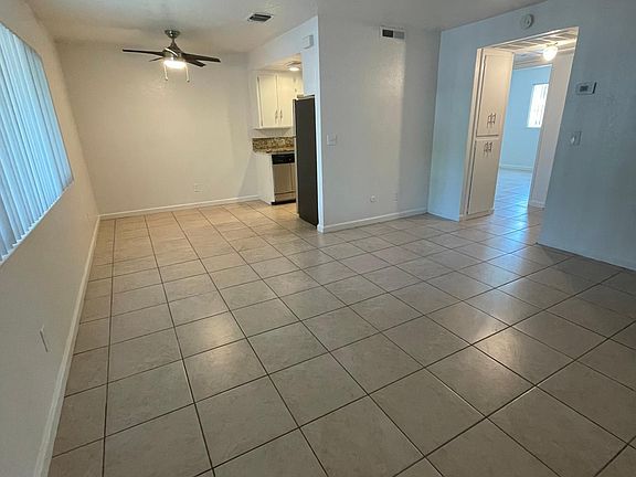 2nd image of 421 14th St #M