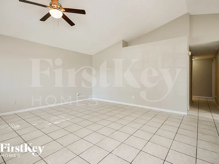 3753 Dartford Dr — Photo 6