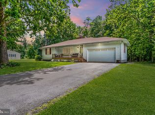 15 Tuft Rd, Pennsville, NJ 08070