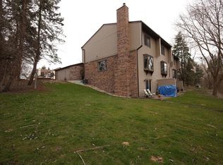 2412 Mendelssohn Ln N UNIT 1, Golden Valley, MN 55427