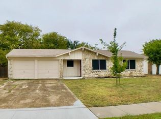 2929 Esterbrook Dr, Farmers Branch, TX 75234