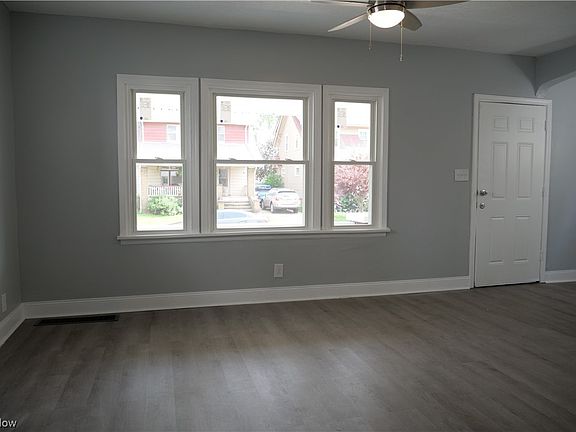 4th image of 1720 Tarlton Ave