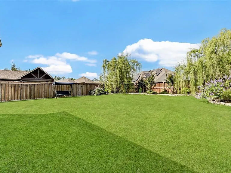 4221 Davis Oak Dr — Photo 20