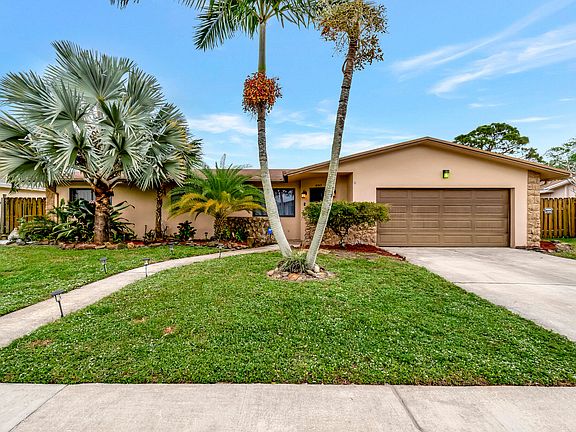 3rd image of 550 NW 39th Avenue