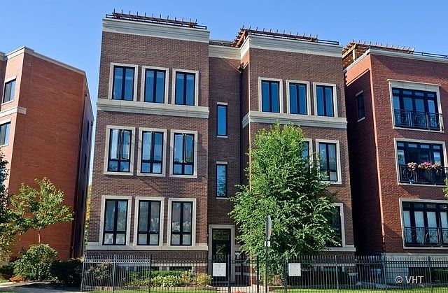 1st image of 1302 N Wood #2E